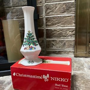 NIKKO Fine China Bud Vase Christmastime Pattern